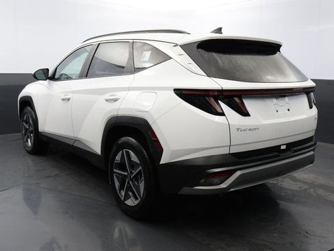 Certified 2025 Hyundai Tucson SEL image 3