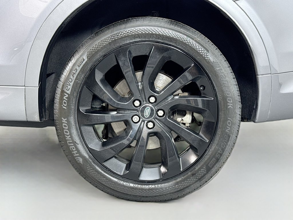 Used 2022 Land Rover Discovery Sport SE R-Dynamic AWD/4WD image 11