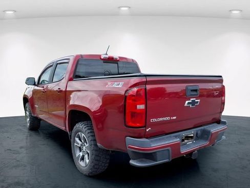 Used 2017 Chevrolet Colorado Z71 AWD/4WD image 14