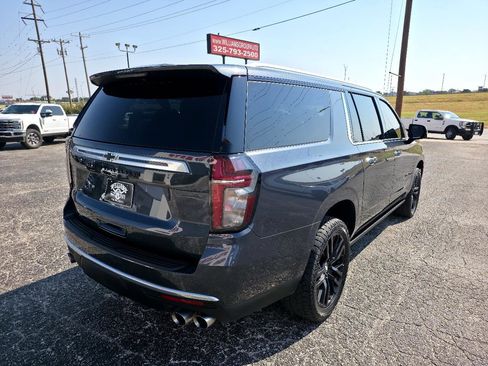 Used 2021 Chevrolet Suburban High Country image 7