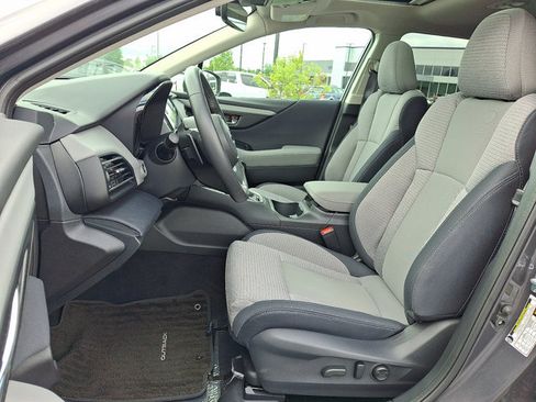 Certified 2025 Subaru Outback Premium AWD/4WD image 16