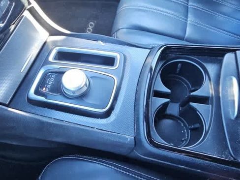 Used 2016 Chrysler 300 S image 17
