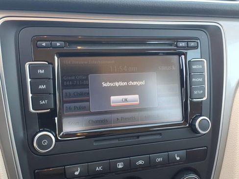 Used 2015 Volkswagen Passat 1.8T Limited Edition FWD image 16