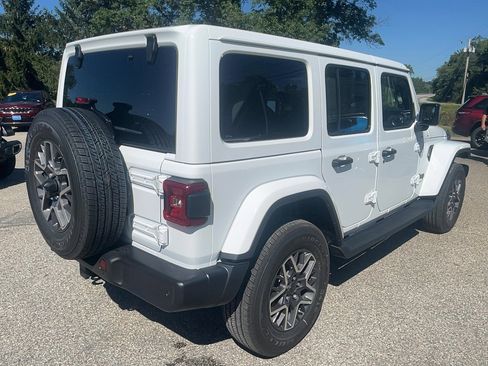 New 2025 Jeep Wrangler Unlimited Sahara image 5