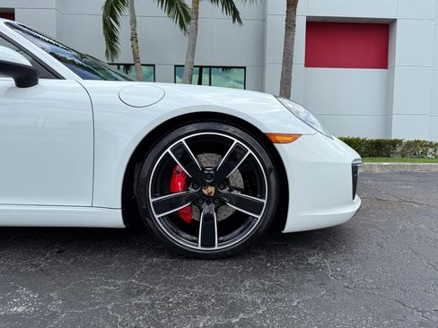 Used 2017 Porsche 911 Carrera S RWD image 13