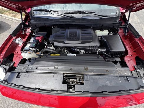 Used 2022 Nissan Titan SV image 30