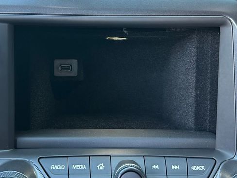 Used 2019 Chevrolet Corvette Stingray Coupe w/ 1LT image 41