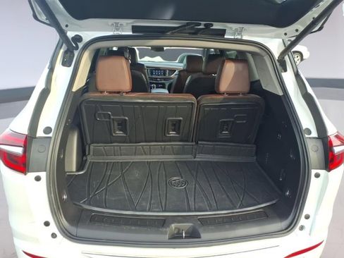 Used 2021 Buick Enclave Avenir w/ LPO, Floor Liner Package image 9