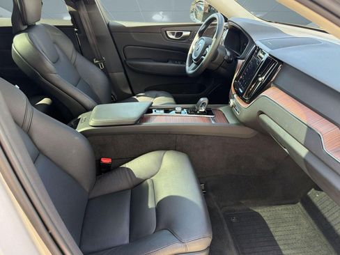 Used 2024 Volvo XC60 T8 Plus w/ Protection Package Premier AWD/4WD image 30