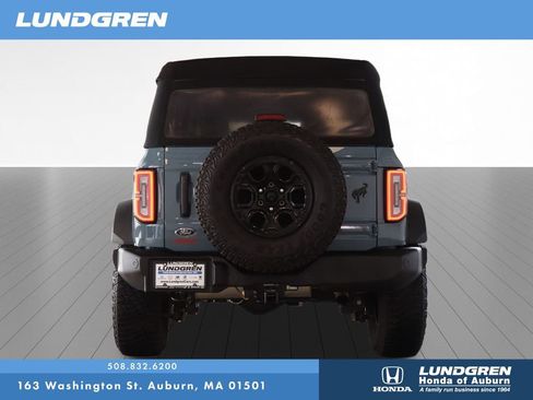 Used 2023 Ford Bronco Wildtrak image 29