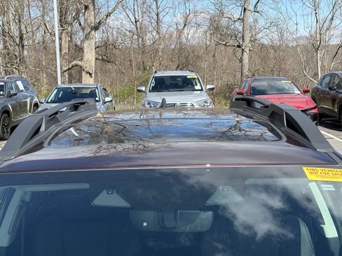 Certified 2025 Subaru Outback Limited image 7