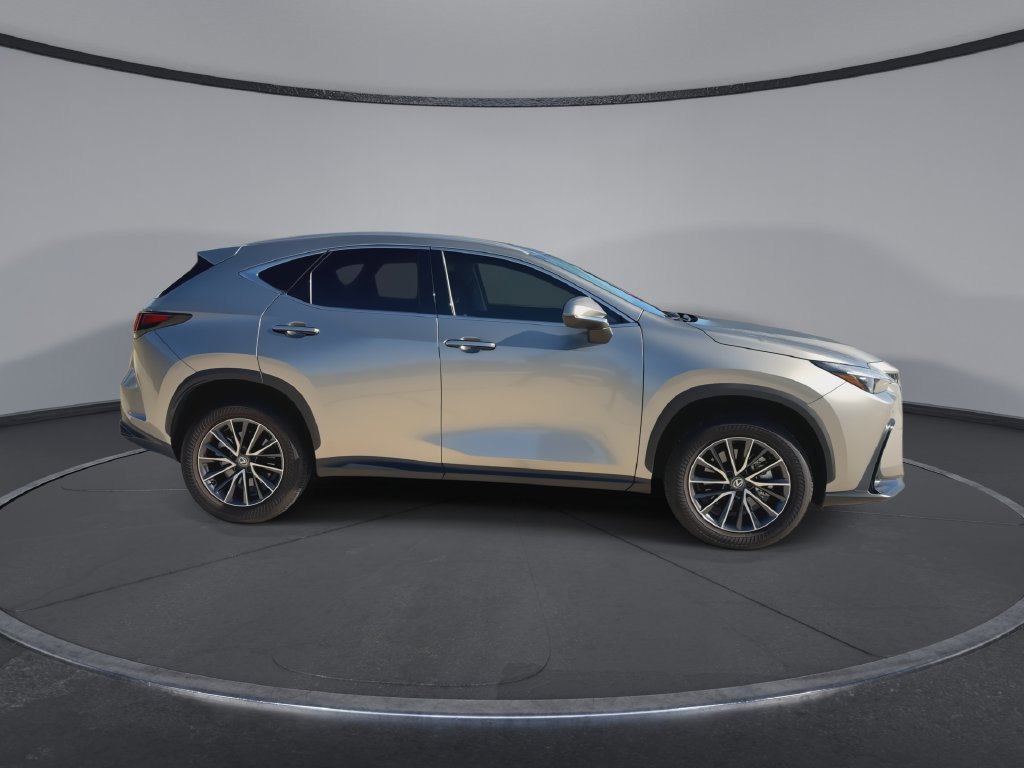 Used 2025 Lexus NX 250 FWD w/ Towing Package (2000 Lbs) image 2