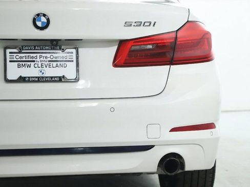 Used 2020 BMW 530i xDrive w/ Premium Package image 45