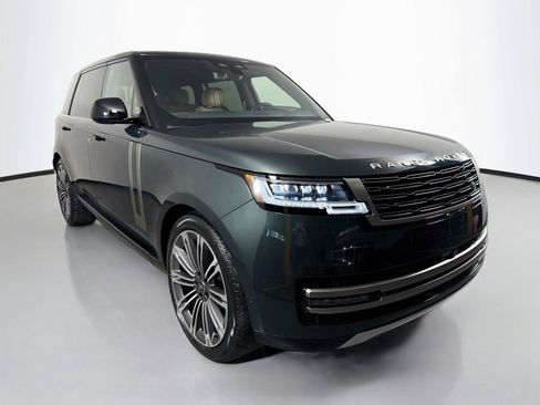 Certified 2024 Land Rover Range Rover Long Wheelbase SE AWD/4WD image 3