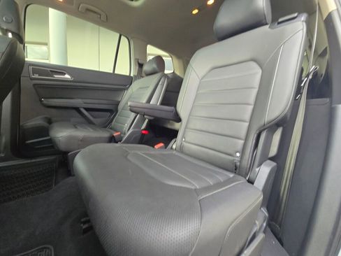 Used 2019 Volkswagen Atlas SEL Premium image 15