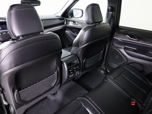 Used 2024 Jeep Grand Cherokee Limited w/ Trailer Tow Package image 53