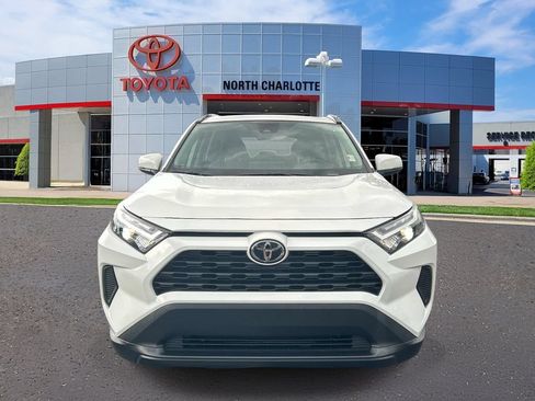 Used 2023 Toyota RAV4 XLE w/ Convenience Package FWD image 3