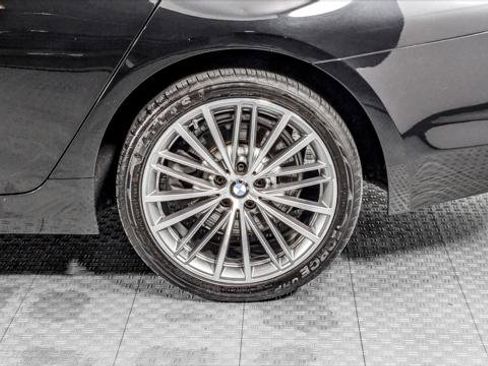 Used 2020 BMW 530i w/ Convenience Package image 38