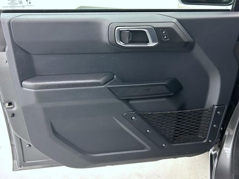 Used 2025 Ford Bronco Big Bend image 9