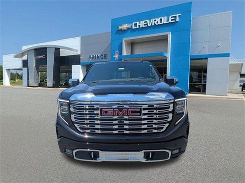 New 2026 GMC Sierra 1500 Denali w/ Denali Reserve Package image 11