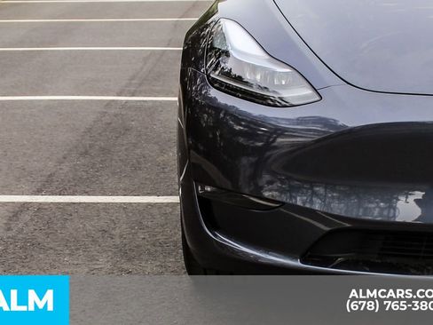 Used 2023 Tesla Model Y Long Range image 11