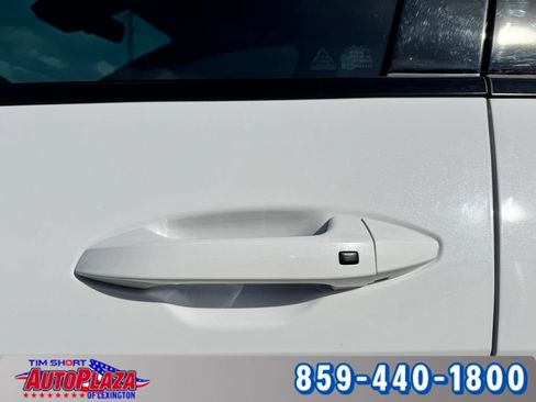 Used 2025 Kia Sportage X-Line w/ Premium Package AWD/4WD image 18