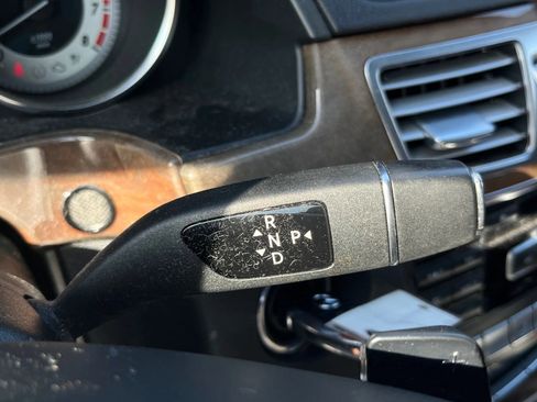 Used 2014 Mercedes-Benz E 350 4MATIC Wagon image 27