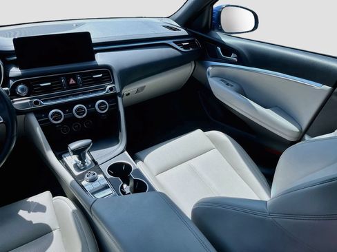 Used 2023 Genesis G70 2.0T RWD image 24