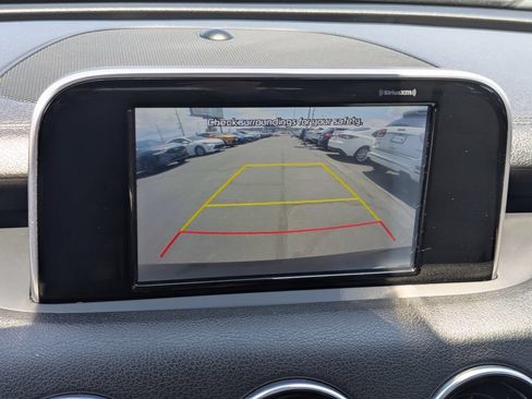 Used 2018 Kia Stinger RWD image 16