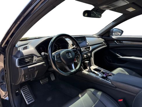 Used 2020 Honda Accord Sport image 9