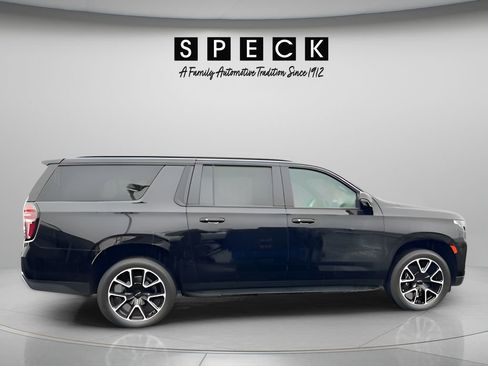 Used 2024 Chevrolet Suburban RST w/ Luxury Package AWD/4WD image 6