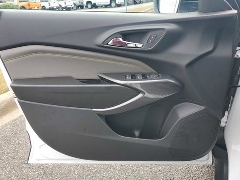 New 2026 Chevrolet Trax ACTIV w/ Driver Confidence Package FWD image 15