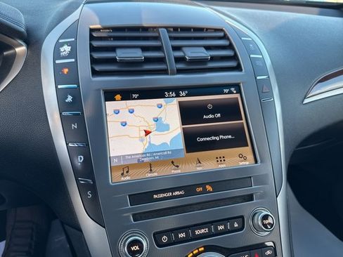 Used 2017 Lincoln MKZ Reserve w/ Climate Package image 32