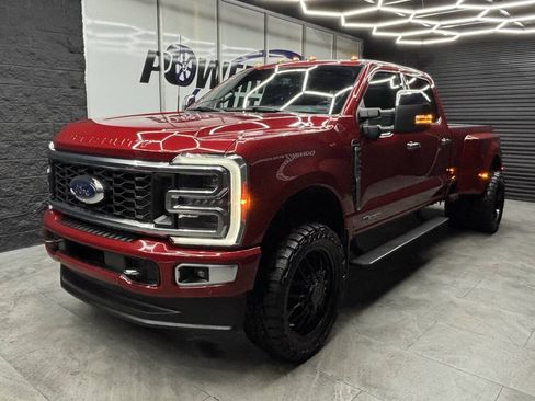 Used 2023 Ford F350 Platinum AWD/4WD image 5