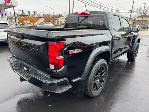 Used 2024 Chevrolet Colorado Trail Boss image 5