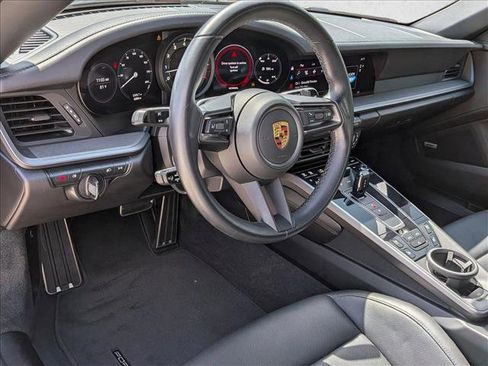 Used 2022 Porsche 911 Carrera RWD image 9
