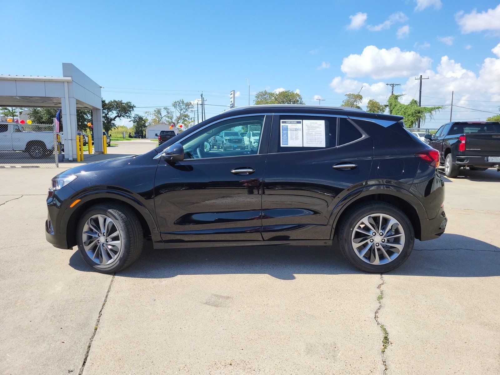 Used 2023 Buick Encore GX Select w/ Sport Touring Package FWD image 8