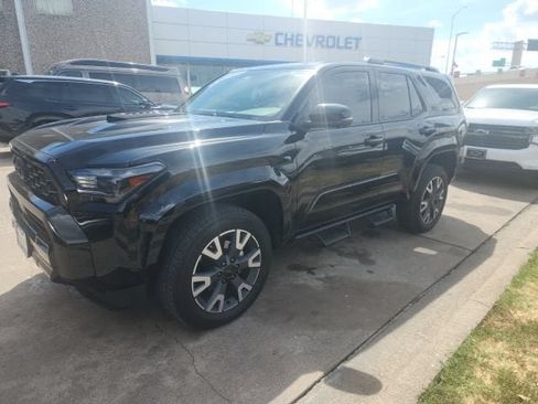Used 2026 Toyota 4Runner TRD Sport Premium AWD/4WD image 2