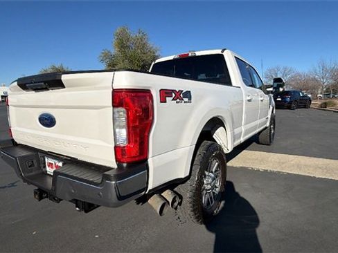 Used 2018 Ford F250 Lariat w/ Lariat Value Package image 4