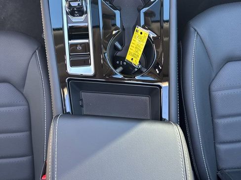 New 2026 Volkswagen Atlas SEL image 28