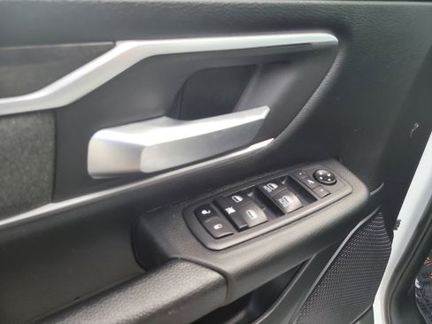 Used 2021 RAM 1500 Big Horn AWD/4WD image 19