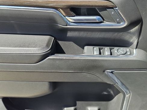 Used 2023 Chevrolet Silverado 1500 LT image 24