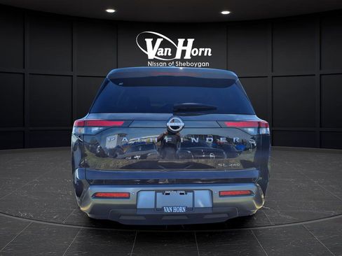 New 2026 Nissan Pathfinder SL AWD/4WD image 5