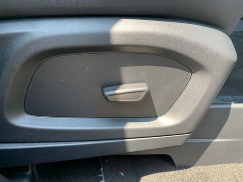 New 2025 Ford Explorer Active image 14