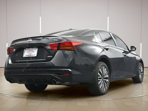 Certified 2025 Nissan Altima 2.5 SR FWD image 25