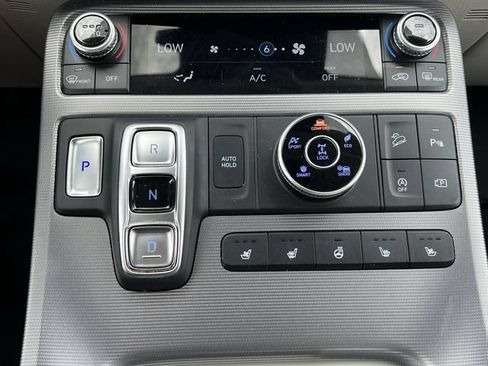 Used 2024 Hyundai Palisade Calligraphy AWD/4WD image 24