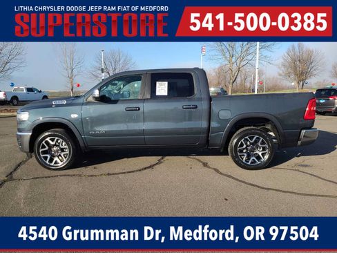 New 2026 RAM 1500 Laramie AWD/4WD image 11