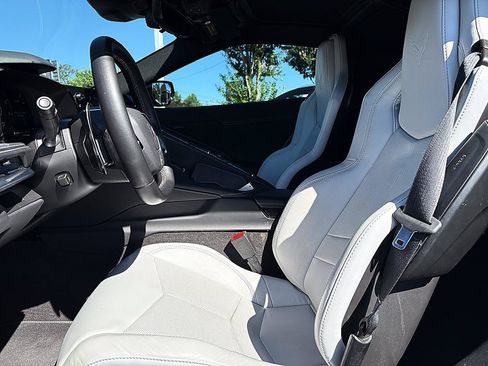 Used 2024 Chevrolet Corvette Stingray Coupe RWD image 8
