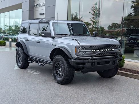 Used 2023 Ford Bronco Badlands AWD/4WD image 9