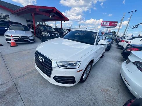 Used 2018 Audi Q3 2.0T Premium w/ Convenience Package FWD image 13